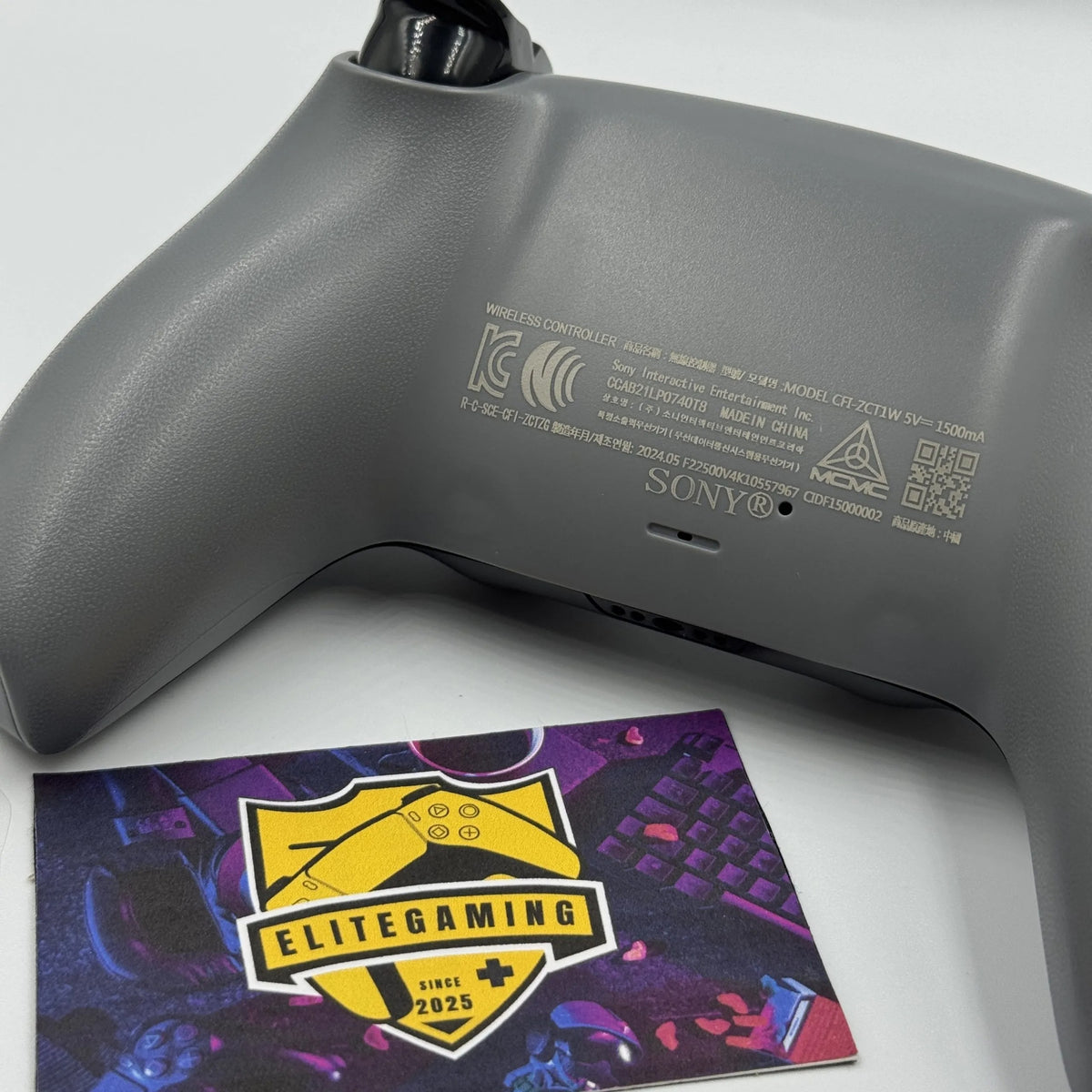 Mando PS5 Camuflaje Gris